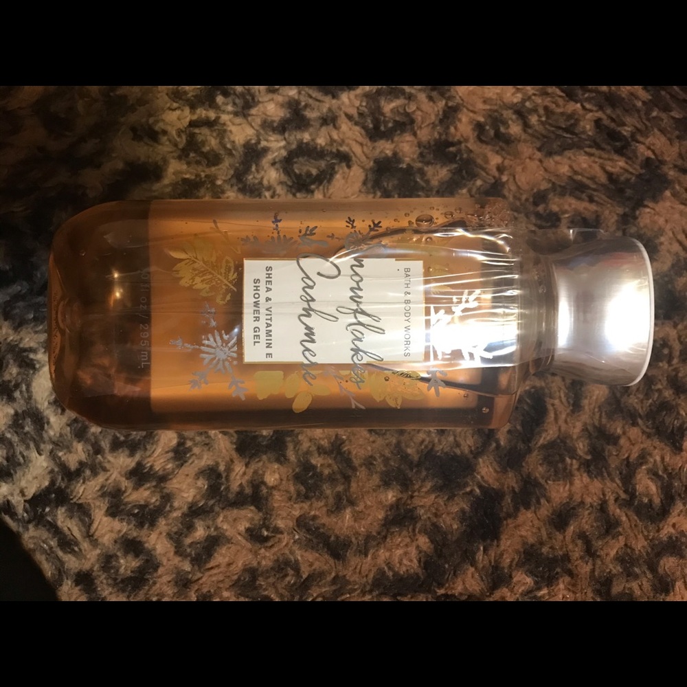 Bath and body works shower gel